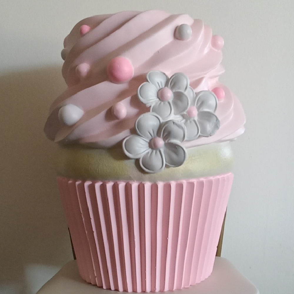 Viral TikTok Cupcake Stool